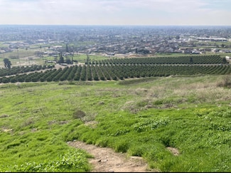 1465 N Highland Dr, Porterville, CA 93257