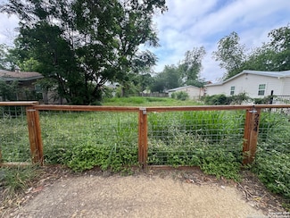 234 E Russell Place, San Antonio, TX 78212
