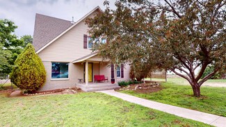 216 S Locust St, Shattuck, OK 73858