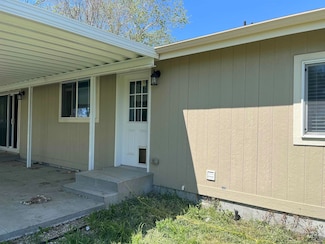 321 Joliet St, Caldwell, ID 83605