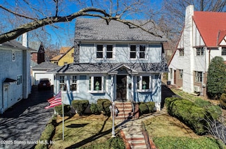 97 Delafield Ave, Staten Island, NY 10301