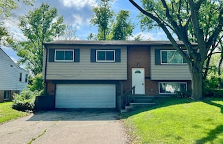 724 Union Dr, University Park, IL 60484