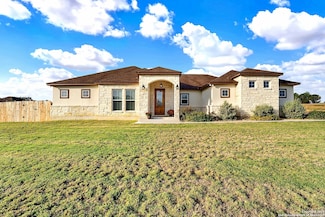 105 Medora Branch, Floresville, TX 78114