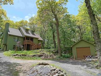 67 S Forest Dr, Roseland, VA 22967