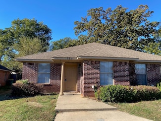 113 Apache Trail, Texarkana, TX 75501
