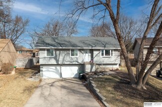 15112 Z St, Omaha, NE 68137