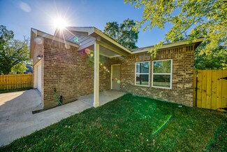 4520 Sunflower St, Houston, TX 77051