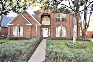 1323 W Forest Dr, Houston, TX 77043