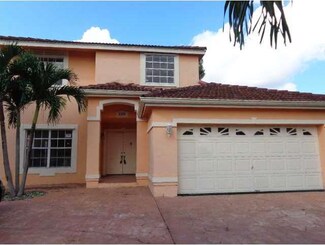 8229 NW 200th Terrace, Hialeah, FL 33015