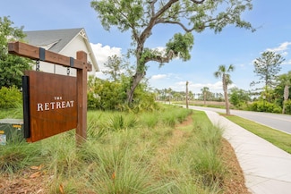 821 Roddin St, Daniel Island, SC 29492