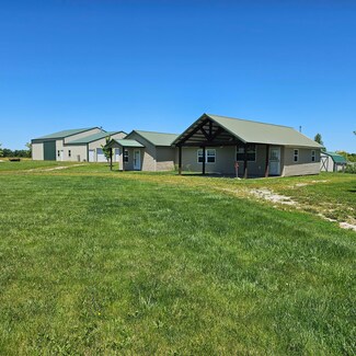 21584 Saddle Club Rd, Mendon, MO 64660