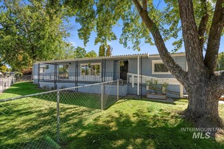 530 N Meadowland Dr, Boise, ID 83713