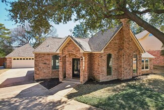 2412 Blair Ct, Grapevine, TX 76051