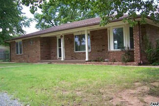 623 E County Rd, Ringwood, OK 73768