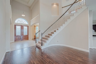 25719 Oakwood Knoll Dr, Katy, TX 77494