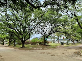 9410 Cranleigh Ct, Houston, TX 77096