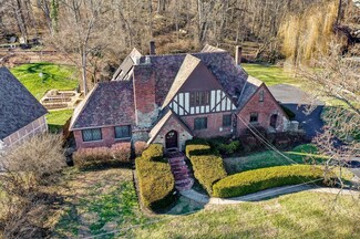 3905 Ledgewood Dr, Cincinnati, OH 45229