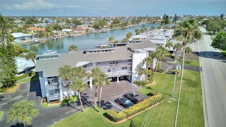 12055 3rd St E Unit 103, Treasure Island, FL 33706