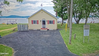 43 Lake Ave, Ballston Spa, NY 12020