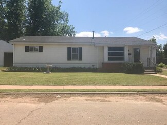 120 E Van Buren St, Mangum, OK 73554