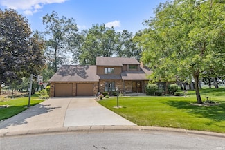 58491 Westwood Dr, South Bend, IN 46619