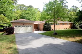 416 Susan Constant Dr, Virginia Beach, VA 23451