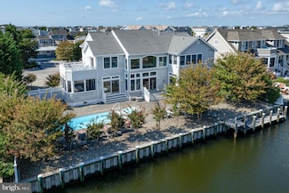 215 Nautilus Dr, Beach Haven, NJ 08008