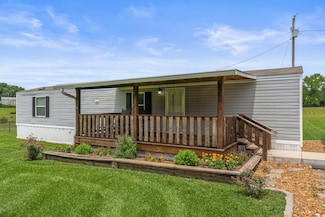 3295 Locke Bend Rd, Rock Island, TN 38581