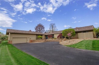 555 E Acadia Point, Aurora, OH 44202