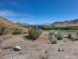 1299 Old Highway 97, Malott, WA 98829