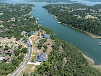 7220 Getaway Dr, Jonestown, TX 78645