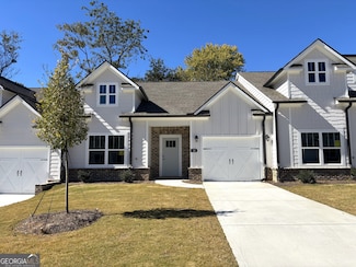 28 Village Ct Unit 16, Cleveland, GA 30528