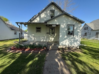 335 N 7th St, David City, NE 68632