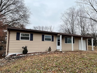 801 Neighbor Ln, Saint Louis, MO 63137