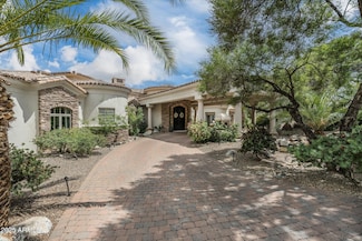 8229 N Ridgeview Dr, Paradise Valley, AZ 85253