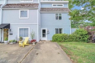 620 Lake Point Cir, Virginia Beach, VA 23451