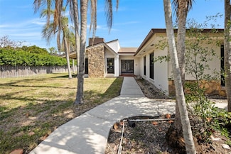 10241 SW 136th St, Miami, FL 33176