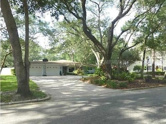 1331 Monticello Blvd N, Saint Petersburg, FL 33703