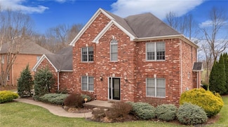 3014 Wolf Lake Blvd, New Albany, IN 47150
