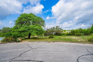 105 Glen Oaks Dr Unit 8, Kerrville, TX 78028