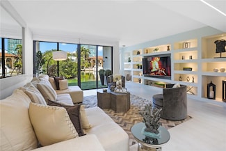 325 Poinciana Dr Unit 905, Sunny Isles Beach, FL 33160
