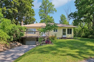 3460 Russell Dr, Livonia, NY 14487
