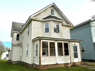 105 Park Ave, Oriskany, NY 13424