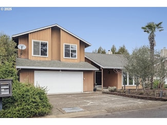 11617 SE Flavel St, Portland, OR 97266