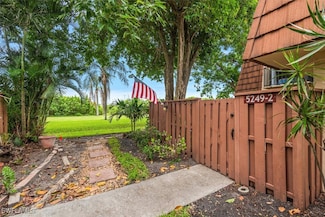 5249 Cedarbend Dr Unit 2, Fort Myers, FL 33919