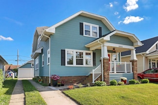 2805 21st St, Racine, WI 53403
