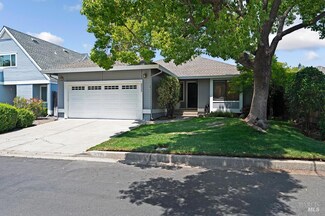 2333 Sierra Creek Cir, Santa Rosa, CA 95405