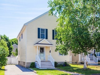 62 Bowdoin Ave, Waltham, MA 02451