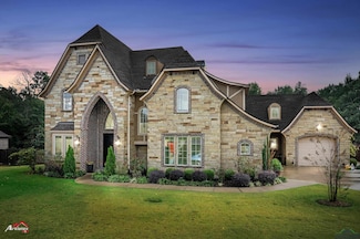 155 Alexis Dr, Longview, TX 75605
