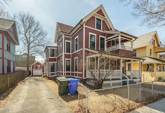 32-34 Clarendon St Unit 32, Springfield, MA 01109